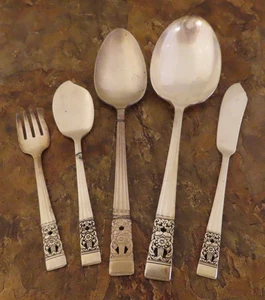 Oneida Incoronazione Set di 5 Servizio Pezzi Posate Comunità Silverplate Lotto P - Foto 1 di 8