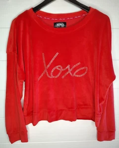 XOXO Sweatshirt Red Top Women’s XL Cropped Silver Rhinestones XOXO - Picture 1 of 3