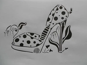 Schablone High Heels mit Punkten auf A4 - Bild 1 von 1