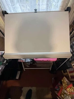 A1 drawing board on stand, plus draughtman's chair. Both in good condition. - Image 1 of 2
