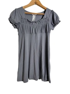 GUESS Girls Top Size L (14) Gray Smocked Empire Waist Puff Sleeve Tee - Picture 1 of 6