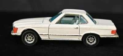 Mercedes Benz 350 SL White 1:43 Diecast Corgi Toys Whizz Wheels - Image 1 of 4