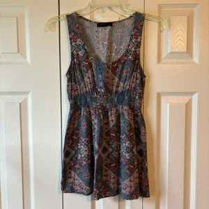Forever 21 Sleeveless Tank Shirt Size S Juniors Blue Patterned Scoop Neck - Picture 1 of 6