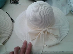 Chapeau Ivoire Élégante Cérémonie Taille Unique Paille Hat Cocktail Femme Mer - Picture 1 of 1