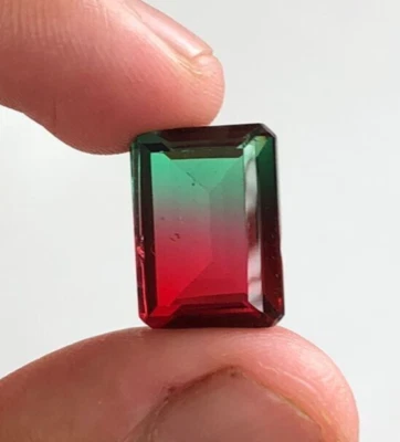 10.80 Cts Bi Color Tourmaline, Top Quality Bi Color Tourmaline Doublet Gemstone - Image 1 of 4