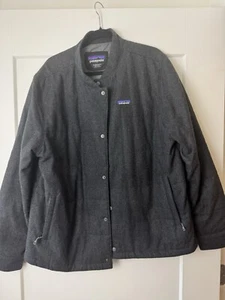 Giubbotto Bomber Patagonia Uomo Lana Riciclata Grigio Antracite XL - Foto 1 di 16