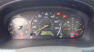 Used Speedometer Gauge fits: 2002 Honda Accord cluster 2.3L Sdn LX AT US market - Imagem 1 de 4
