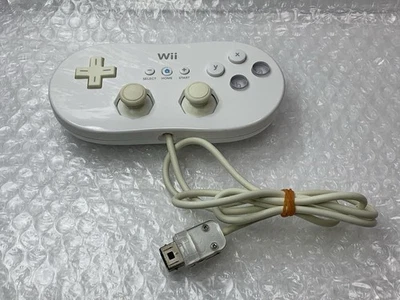 Genuine Nintendo Wii Classic Controller White RVL-005 FREE SHIPPING - Image 1 of 4