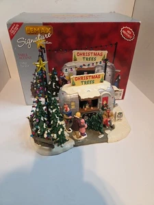 Lemax Signature 2007 Vintage Tree Lot Christmas Village Table Accent 73644 mit Box - Bild 1 von 6