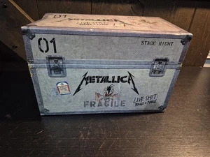Metallica Live Shit Binge & Purge Box Set 3 VHS Book Stencil Pass, Missing CDs - Bild 1 von 14