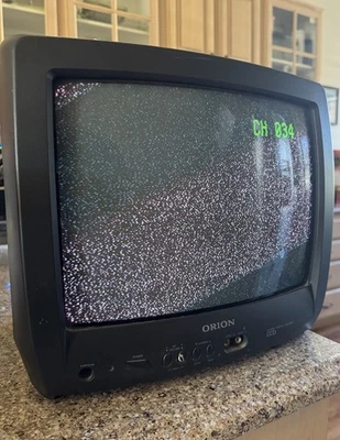 Vintage Orion 13" Color CRT TV TV1334A Retro Gaming Television Tested - Image 1 of 4