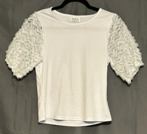 Jolie & Joy Applique Tee Frill Sleeves Large New Without Tags - Picture 1 of 9