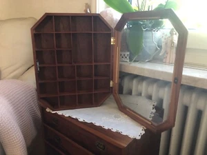 Kleiner Setzkasten mit Glastüre - Bild 1 von 2