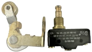 Honeywell BZ-2RQ77 Schnappschalter mit Rollenarm-Endschalter, neu (V) - Bild 1 von 11