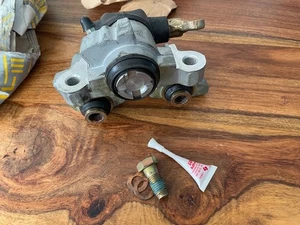 Renault 19, 11, Clio, R5 GT Turbo NEW GENUINE left rear caliper 7701202142 15J - Picture 1 of 10