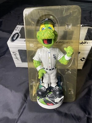 Southpaw Chicago White Sox Skyline Bobble Limited Edition Collectible - Image 1 of 4