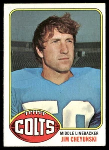 Tarjeta de fútbol americano Jim Cheyunski 1976 Topps #232 Baltimore Colts - Imagen 1 de 2