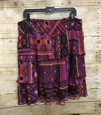 Moda Bug Talla XL Falda con Volantes en Niveles Multicolor Estampado Azteca Cintura Elástica  Foto 1 de 4