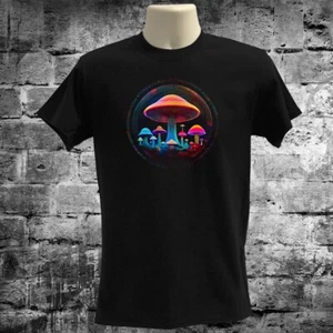 Magical Mushroom T-Shirt, Shroom Graphic Tee, Psychedelic Neon Tee - Bild 1 von 1