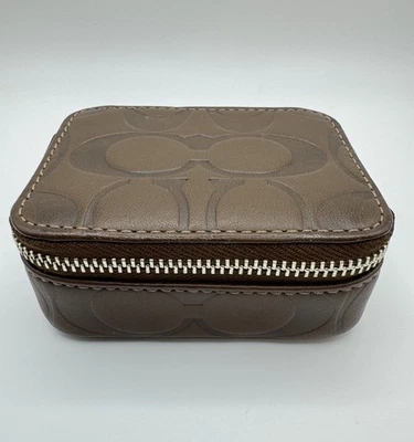 Raro Estuche Coach Vintage Cuero Marrón Mini Cremallera - Porta Pastillas de Viaje/Organizador Foto 1 de 4