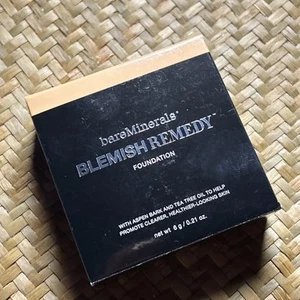 Bareminerals CLEARLY CREAM 03 Blemish Remedy Foundation 0.21oz/6g New! Fast Ship - Bild 1 von 4