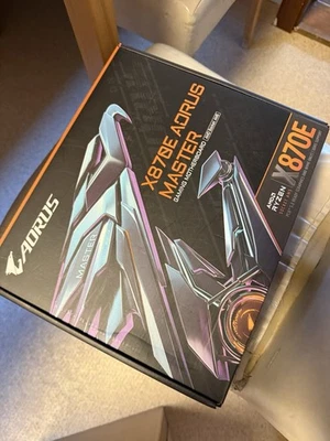 Gigabyte X870E AORUS Master Mainboard Schwarz ATX Sockel AM5 - Bild 1 von 4