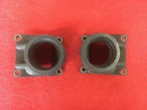 Yamaha TZ250 N 1985 Carb Rubbers Pair. Genuine Yamaha. NOS new B69 - Picture 1 of 2