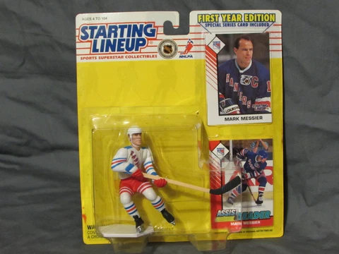Mark Messier 1993 Kenner Starting Lineup First Year Figure 2 card NY Rangers NIB Cover