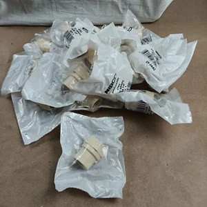 (Posten von 23) NIBCO 4703 Rohradapter, 3/4 Zoll, Slip x FIP, CPVC - Bild 1 von 3