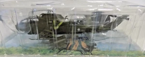BELL AH-1S COBRA HELICOPTER 1:72 SCALE BY AMERCOM - Picture 1 of 2