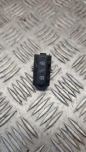 VOLVO V40 CROSS COUNTRY LUX 2015 TÜR-ZENTRALVERRIEGELUNGSSCHALTER FAHRERSEITE VORNE - Bild 1 von 4