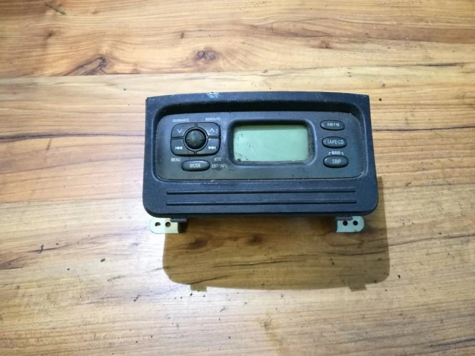 Toyota Yaris Verso 2000 Autoradio 8611052030C0, CN-TS0920A #133957-19 - Bild 1 von 1