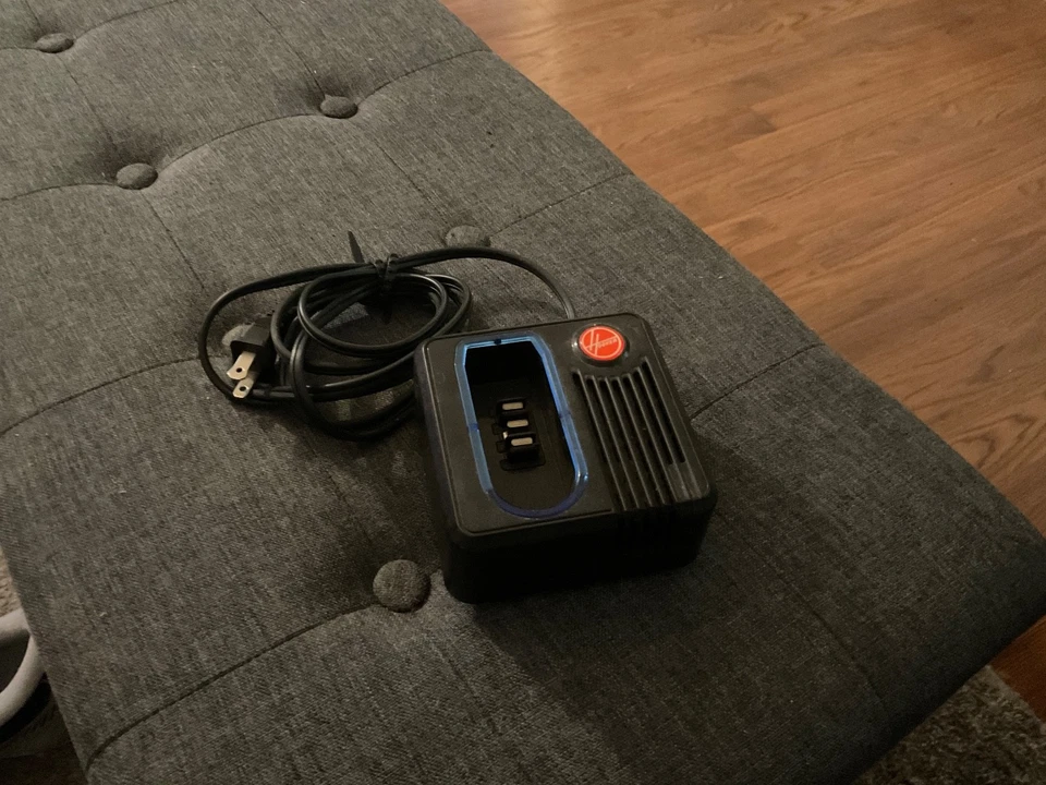 Cargador de batería genuino Hoover BH50005 solo aspiradora Hoover Linx BH50000 OEM Foto 1 de 1
