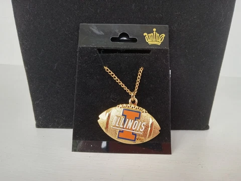 Aminco Illinois Football Vintage 18 Inch Gold Tone Chain Necklace New Cover