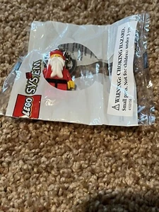 Lego Keychain New Santa Claus Holiday Christmas - Picture 1 of 2