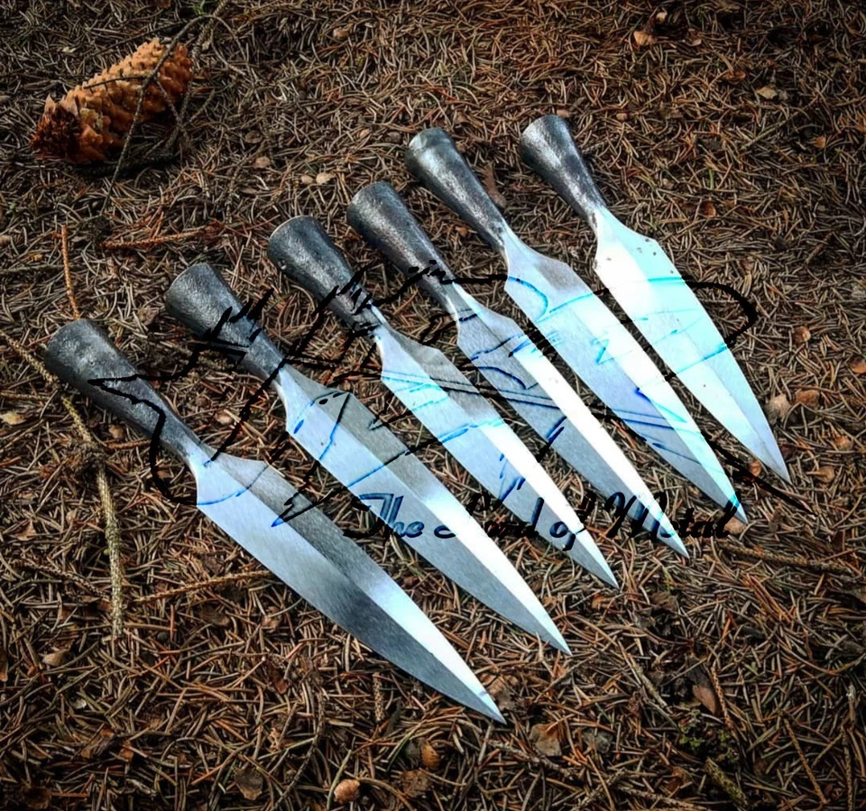 LOTE DE 6 CABEÇAS DE LANÇA DE CAÇA DE AÇO CARBONO ALTO FEITAS À MÃO PERSONALIZADAS COM BAINHA - Imagem 1 de 1