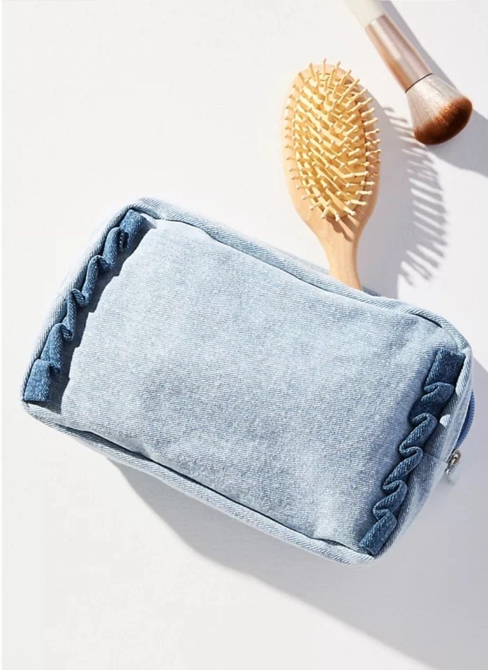 Новый с Ярлыками Anthropologie джинсовой ткани косметический макияж сумка с оборками ~ новый - Изображение 1 из 1