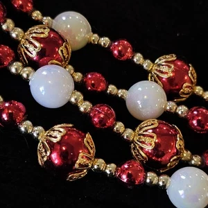 Vintage Christmas Mercury Glass Beaded Garland Red Gold Pearlescent White 9 Feet - Picture 1 of 10