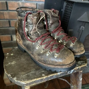 Vintage Milo Mountaineer Boots Vibram Soles Mens Size 9.5 Hiking Red Lace To Toe - Picture 1 of 7