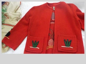 Chaqueta Turística Mexicana Bordada Chenilla Roja La Muchacha Años 50 Niño 6 - Imagen 1 de 3
