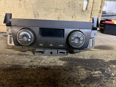 2007-2011 Buick Lucerne A/C Heater Climate Control 15892086|mx237000-2113 P3NOU - Image 1 of 4
