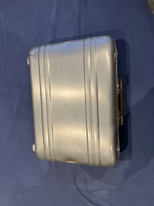 Halliburton Zero Aktenkoffer extrem stabil - Bild 1 von 4