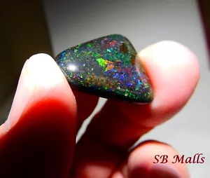 14.7 Cts. HONDURAS BLACK MATRIX BROAD FLASH OPAL CABOCHON LOT 2326d - Picture 1 of 4