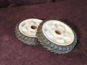 Pair of Toro Recycler Push Mower Wheels 8 inch - Picture 1 of 1