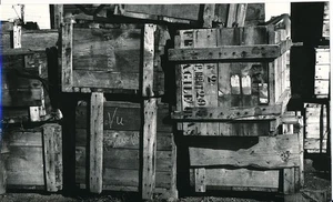 Stadtlandschaft ca. 1960 - Industrielle Holzkisten - NV 8077 - Bild 1 von 1