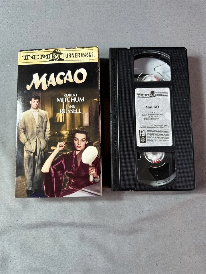 Macao (VHS, 1952) Robert Mitchum Rare Film-Noir Crime Adventure **FREE SHIPPING! - Image 1 of 4