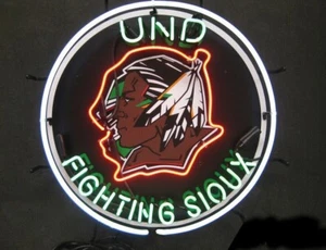 Lampada US STOCK 24""x24"" North Dakota combattimento Sioux UND firma al neon luce vivida JY - Foto 1 di 1