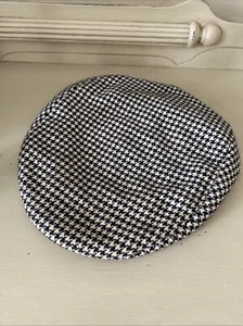 CARRIGLEN Newsboy Flat Cap Blk/wht Houndstooth 100% Wool Men’s Size S (21 3/8”) - Picture 1 of 5