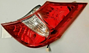 12 13 14 15 16 17 HYUNDAI ACCENT HATCHBACK OEM RH Passenger Taillight QTR - Picture 1 of 2
