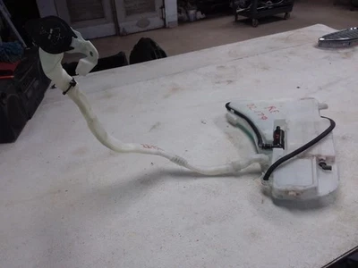 Arandelas de faros de depósito de lavado para BMW 640i 930598 12-19 Foto 1 de 3